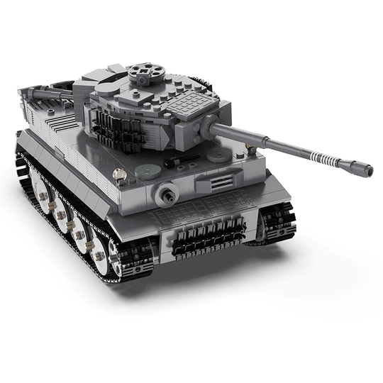 CaDA Masters WWII German Tiger Tank Remote Controlled Brick Building Set 925 Pieces